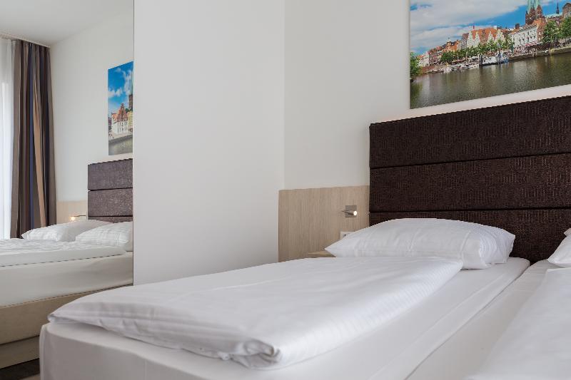 Viva Hotel Luebeck Exterior photo